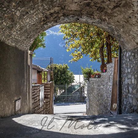 -Appartamento Il Molo- A Due Passi Del Lago ليرنا المظهر الخارجي الصورة